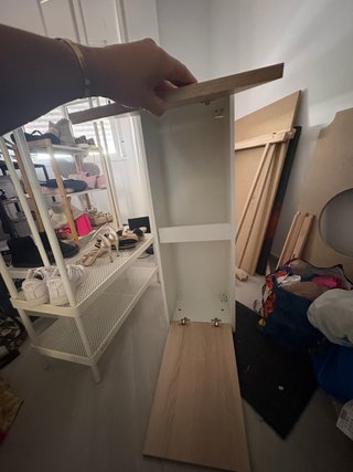 Mueble de salón madera y blanco