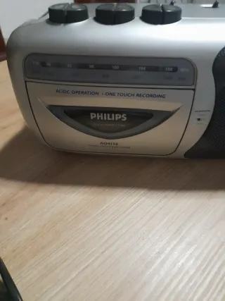 Radiocasete Philips AQ4150 Plata