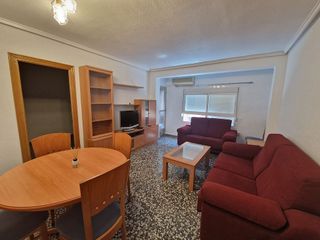 Piso en alquiler en Cardenal Benlloch en Mislata