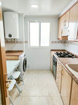 Piso en alquiler en Cardenal Benlloch en Mislata