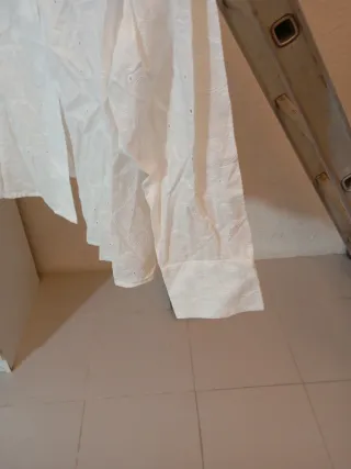 Blusa Paca Sala Bordada Blanca Talla S