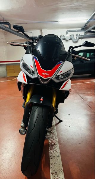 Aprilia Tuono V4 1100 Factory 2024
