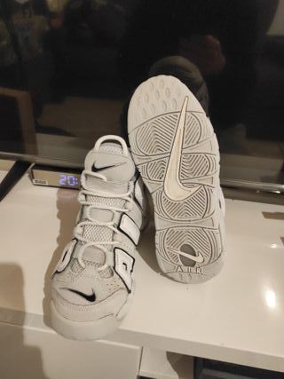 Zapatillas Nike Air More Uptempo Gris