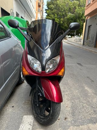 Yamaha T-Max 2003 - Neumáticos Nuevos
