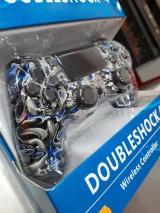 Mandos PlayStation 4 (nuevos)