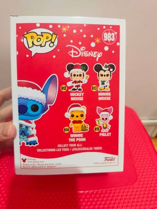Funko Pop! Disney Stitch Santa 983 con Scrump