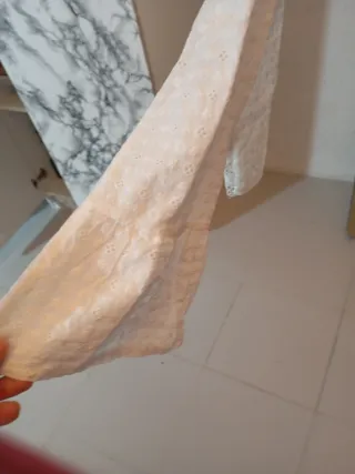 Camisa blanca bordada mujer