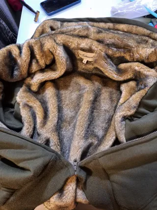 Sudadera con forro de pelo Talla 56