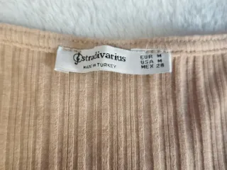 Camiseta Stradivarius T. M.