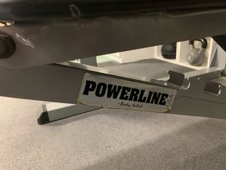 Banco de pesas Powerline ajustable