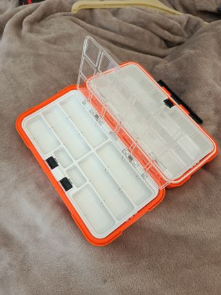 Caja de pesca ESTANCA.