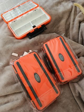 Caja de pesca ESTANCA.