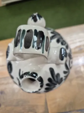 Botijo de cerámica artesanal