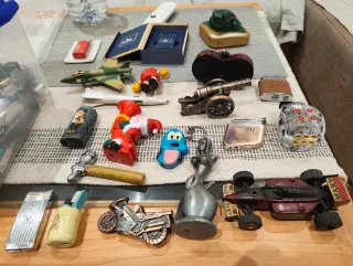 Colección de mecheros variados