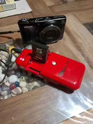 Cámara Digital Nikon COOLPIX S9600 Negra