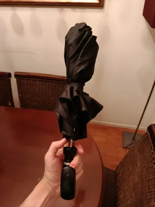 Paraguas plegable negro