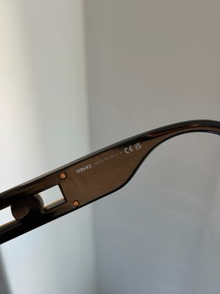 Gafas de sol Versace negras con estuche