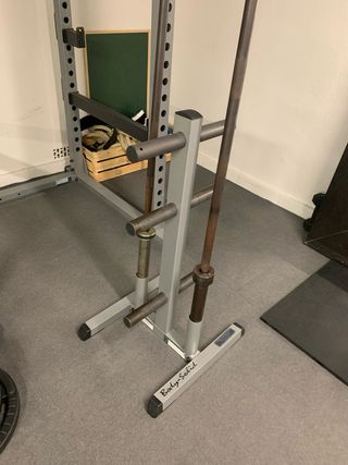 Soporte para discos de pesasy barras olímpicas