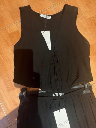 Conjunto top y falda negro talla única