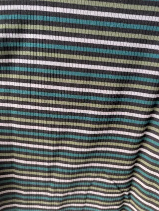 Camiseta de rayas cuello alto Talla S