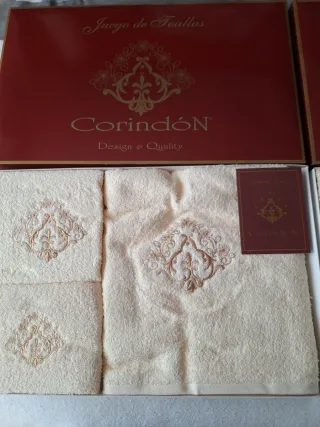 2 Juegos de Toallas Corindón Beige y Dorado