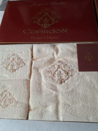 2 Juegos de Toallas Corindón Beige y Dorado