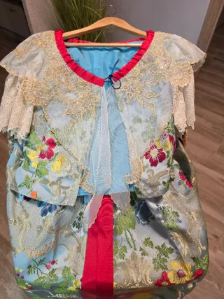 Traje Fallera Azul Celeste Flores Brocado