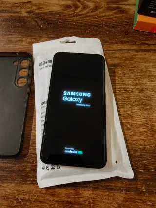 Samsung Galaxy S23 256GB Gris exclus + Pack extras