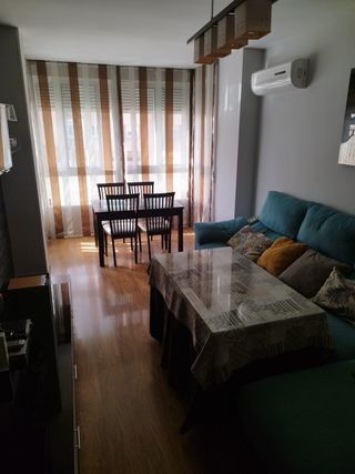 Alquiler piso jaen. Zona hospital