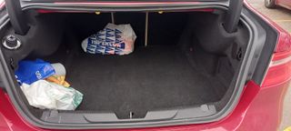 Jaguar XE 2017 versión "Prestige"