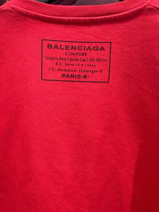 Felpa Balenciaga leggera rossa indossa taglia L