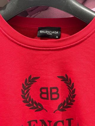 Felpa Balenciaga leggera rossa indossa taglia L