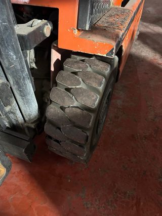 CARRETILLA ELEVADORA G.H.