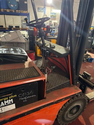 CARRETILLA ELEVADORA G.H.