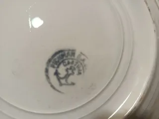 Platos La Cartuja de Sevilla Marrones