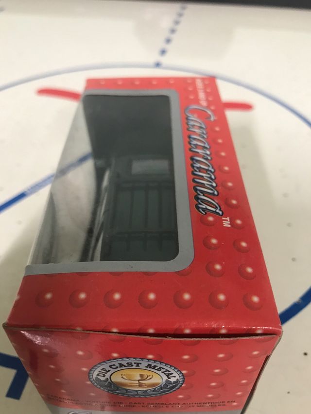 Chevrolet Tahoe Cararama 1:43