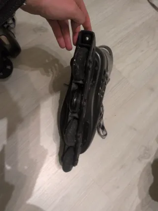 Patines en línea negros