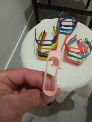 Brazaletes para niña multicolor