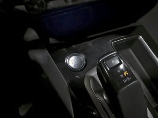 Peugeot 3008 Hybrid 225 e-EAT8 Allure Pack