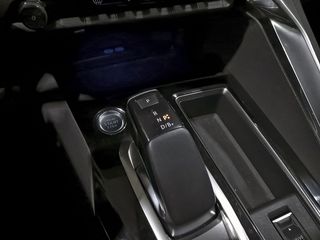 Peugeot 3008 Hybrid 225 e-EAT8 Allure Pack