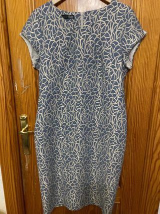 Lote 2 vestiti taglia 46