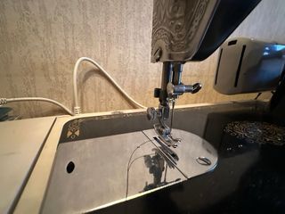 Máquina de coser antigua SIGMA