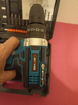 Taladro Atornillador Percutor Batería 21V