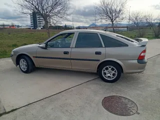 Opel Vectra 1998