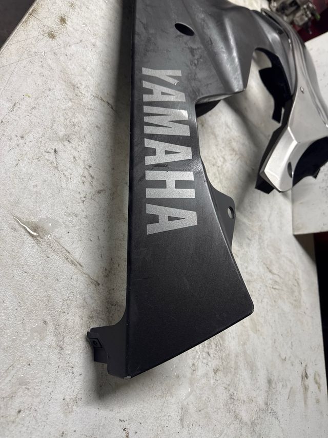 Carenado Lateral Izquierdo Yamaha R6