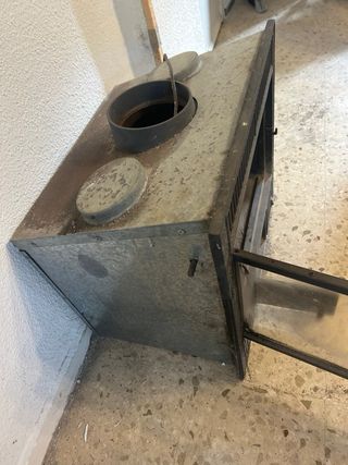 Chimenea de leña de hierro fundido