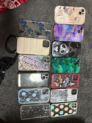 Confezione di 11 custodie per iPhone 13