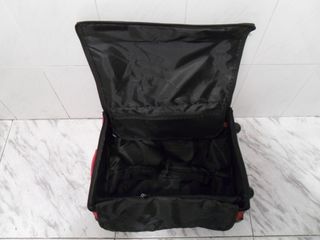 MALETA NUEVA 3 EN 1 CON DOS RUEDAS POR 25 €