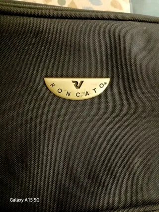 Funda portaordenador y documentación RONCATO negro