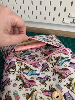 Funda libro/tablet/ipad vintage patines